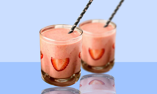 Protein-Packed-Strawberry-Almond-Smoothie